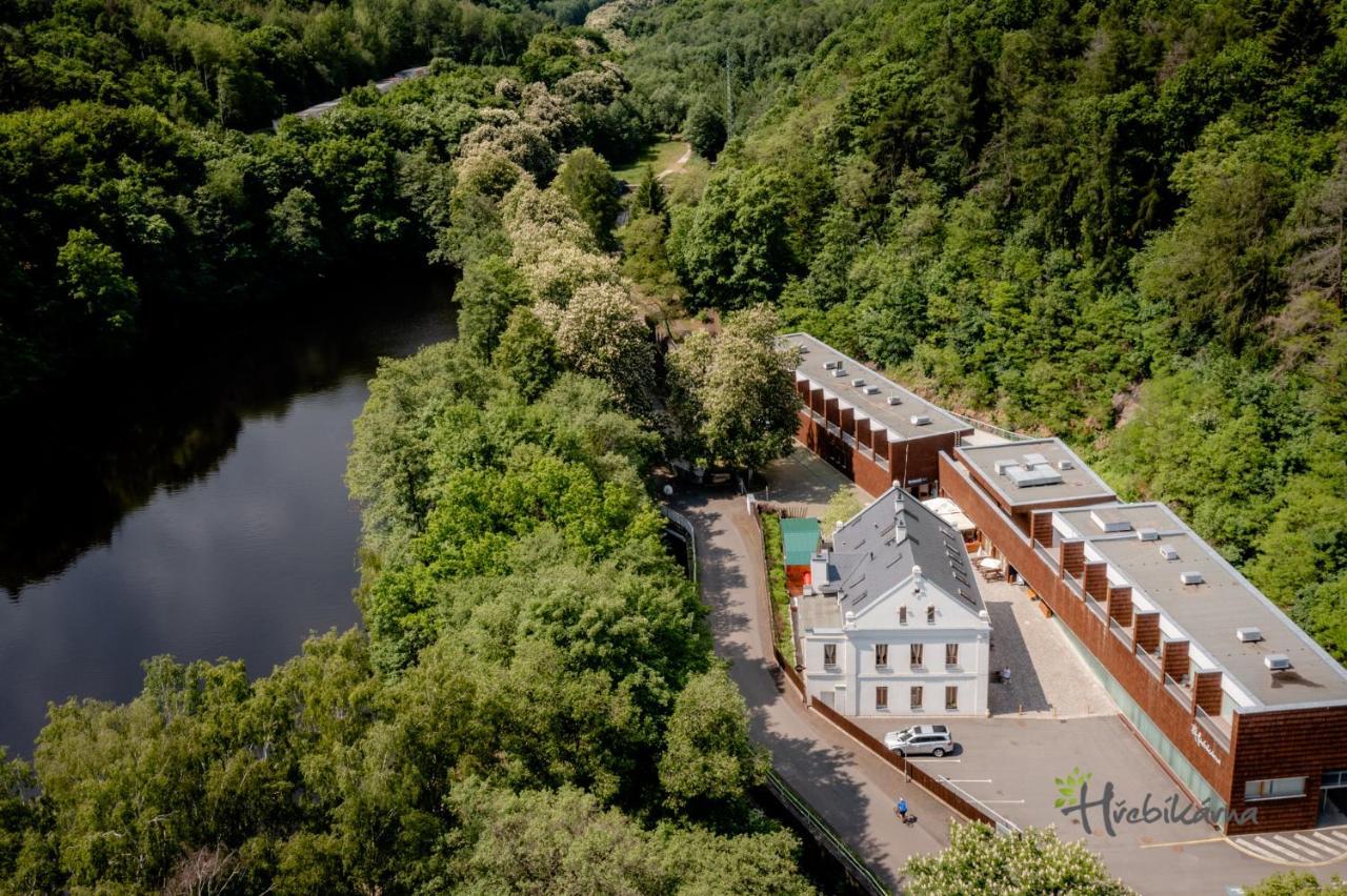 Restaurace A Pension Hrebikarna Хомутов Екстер'єр фото